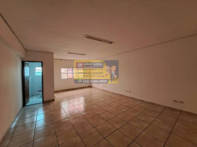 #AS671 - Sala Comercial para Locação em Carapicuíba - SP