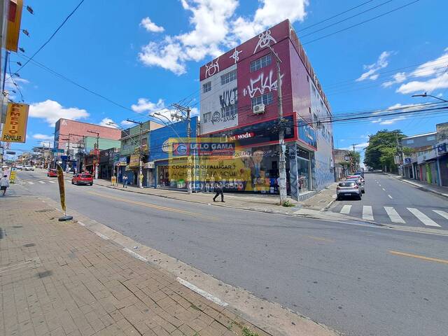 #AS612 - Sala Comercial para Locação em Carapicuíba - SP - 2