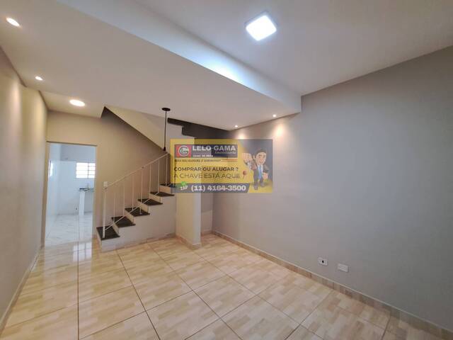 SALA DE OUTRO ÁNGULO