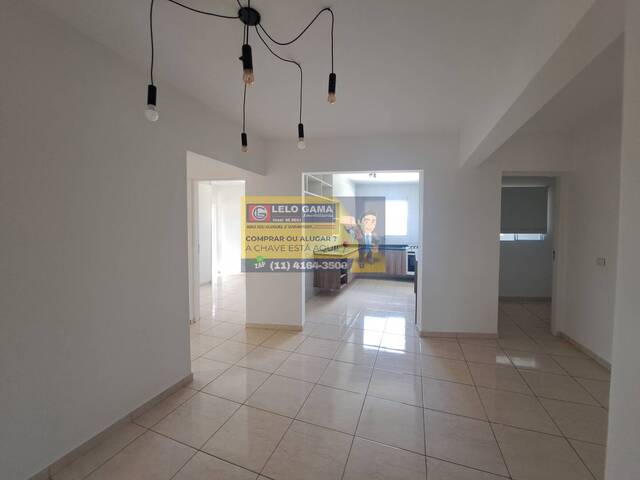 SALA DE OUTRO ÁNGULO
