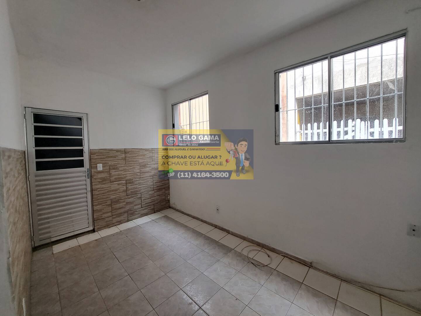 Casa para alugar com 2 quartos, 48m² - Foto 3