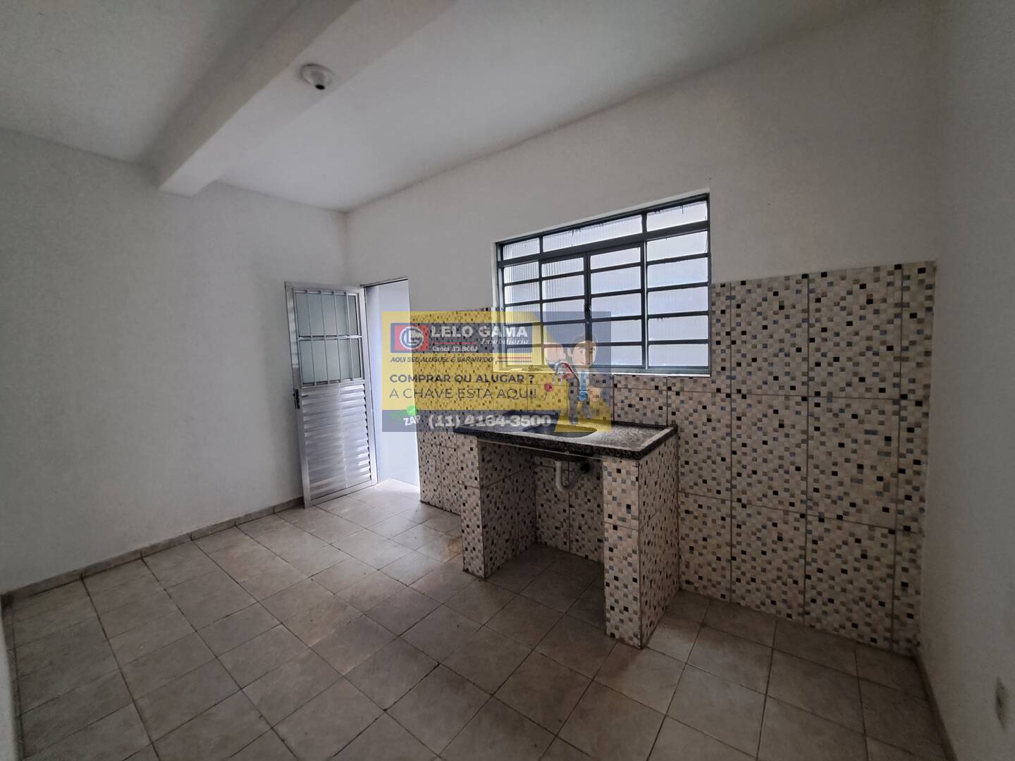 Casa para alugar com 2 quartos, 48m² - Foto 4